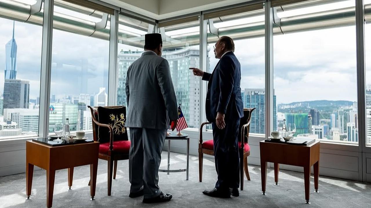 Serius Pertemuan Empat Mata Prabowo & PM Malaysia, Lokasinya di Ketinggian Menara Kembar