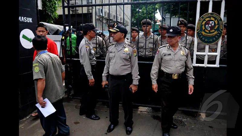 Suasana Pengamanan Sidang Praperadilan Komjenpol Budi Gunawan