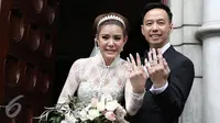 Olga Lydia dan Aris Utama resmi menjadi pasangan suami-istri (Herman Zakharia/Liputan6.com)