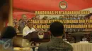 Menteri Pertahanan Ryamizard Ryacudu saat memberikan sambutan dalam Rakornas Pertahanan Negara di Jakarta, Kamis (3/12). Rakornas tersebut bertema Peran Kementerian/Lembaga dan Pemda dalam mendukung Penyelenggaraan Hanneg. (Liputan6.com/Faizal Fanani)