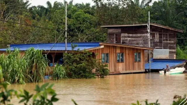 Rumah Bak Perahu