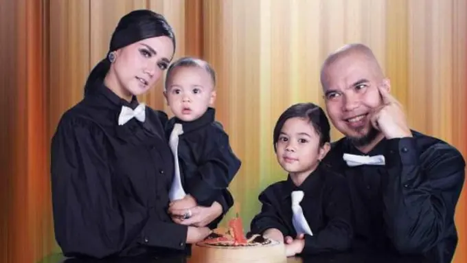 [Bintang] Ahmad Dhani dan Mulan Jameela