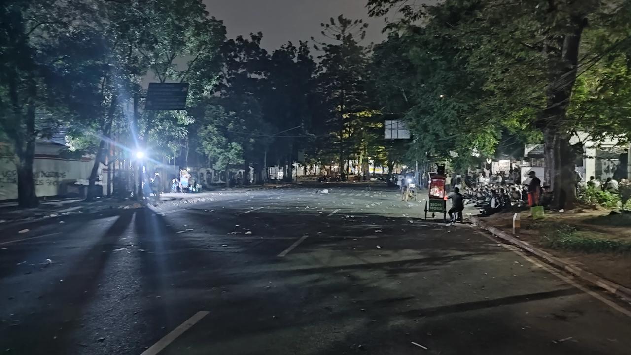 Situasi terkini di depan Kantor DPRD Jabar.