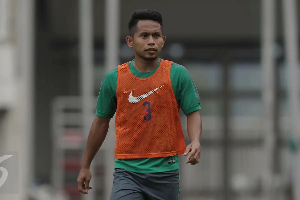 20161130-Andik-Vermansyah-HEL