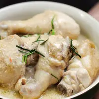 Opor ayam. (Foto & Resep: Opor ayam)