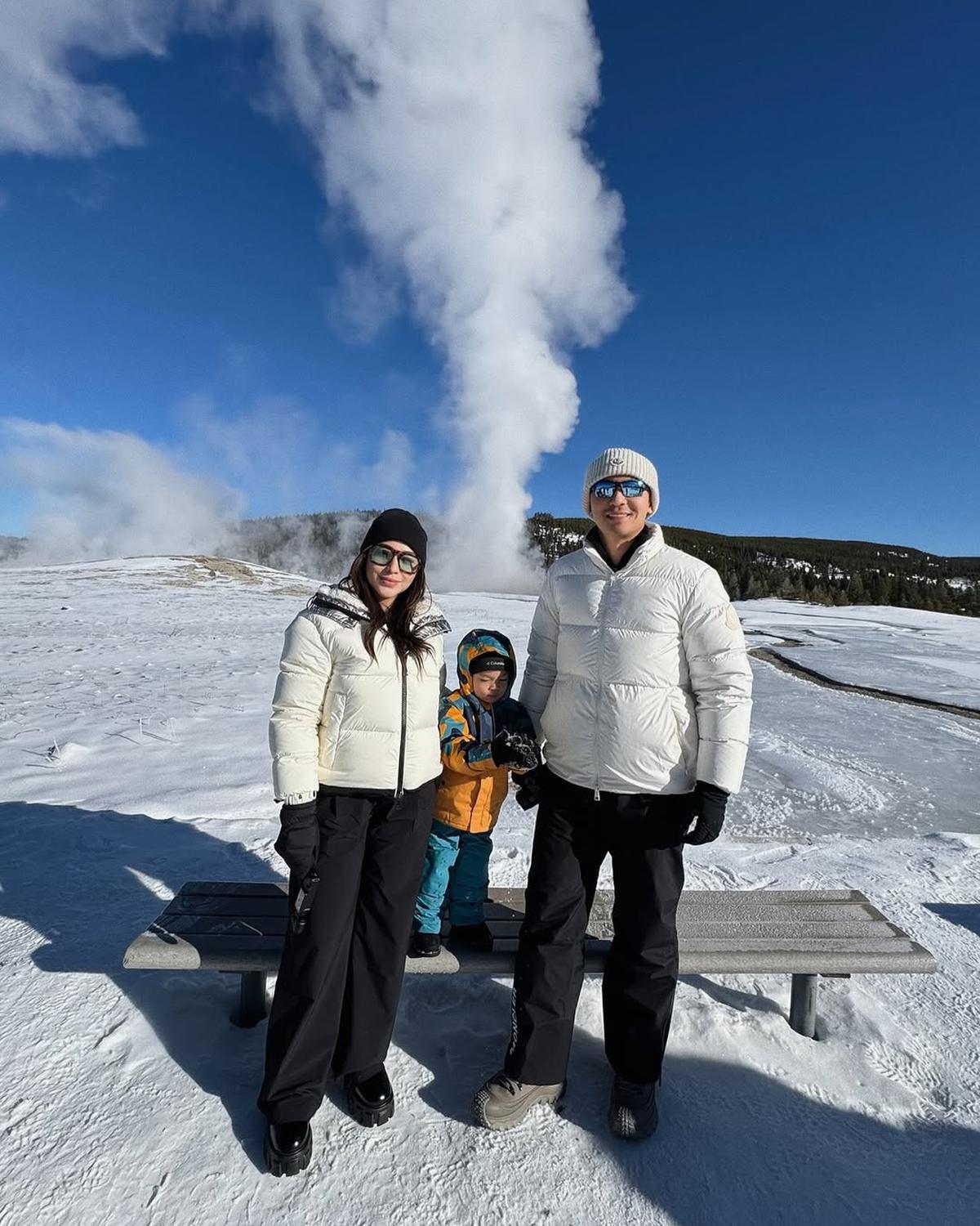 Potret Nikita Willy Ajak Issa Liburan ke Taman Nasional Yellowstone Tanpa Baby Nael