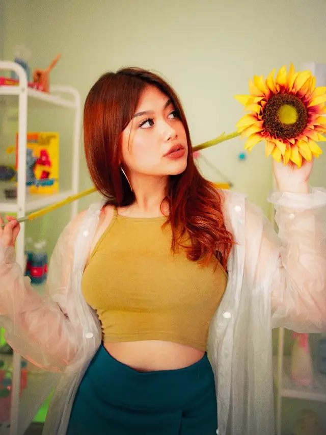 Viabel Callysta Aileen (https://www.instagram.com/p/COnCLzBrR1x/)