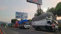 Sopir Truk Logistik Mengeluh Antre 12 Jam di Penyeberangan Pelabuhan Ketapang-Gilimanuk