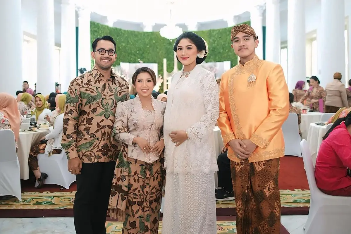 Pesona Glowing Bumil Erina Gudono Kenakan 3 Kebaya Berbeda di Acara Tasyakuran 7 Bulan Kehamilannya