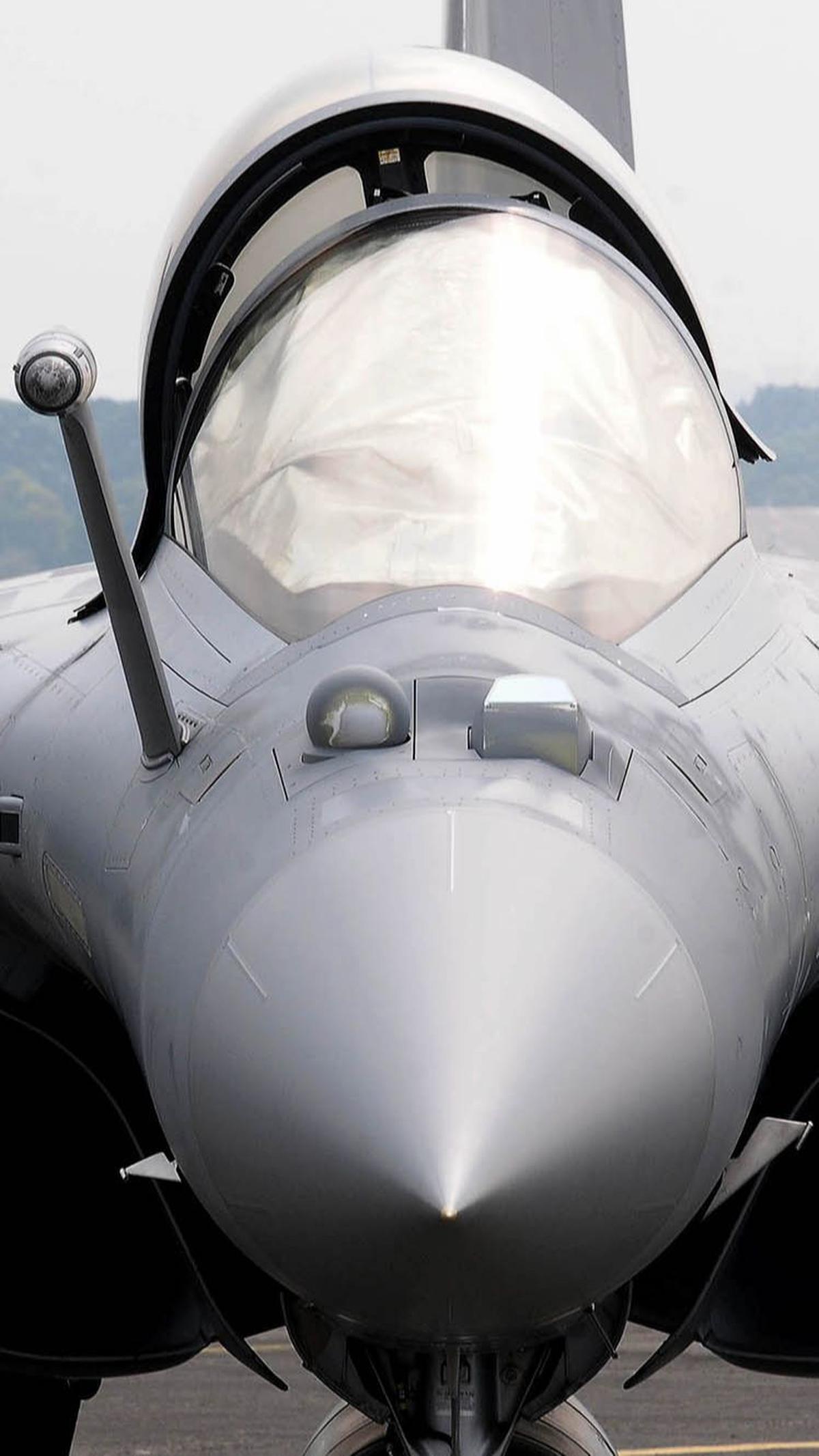 Penerbangan Kingbee di pesawat Rafale adalah bagian dari Misi Pegasse 2023 Angkatan Udara Perancis di Indonesia.