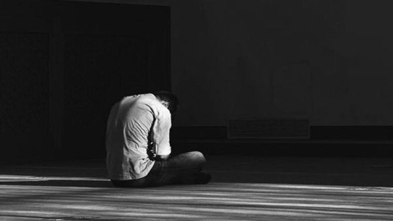 Bacaan Doa Sholat Hajat untuk Memohon Pertolongan Allah SWT, Lengkap Disertai Artinya