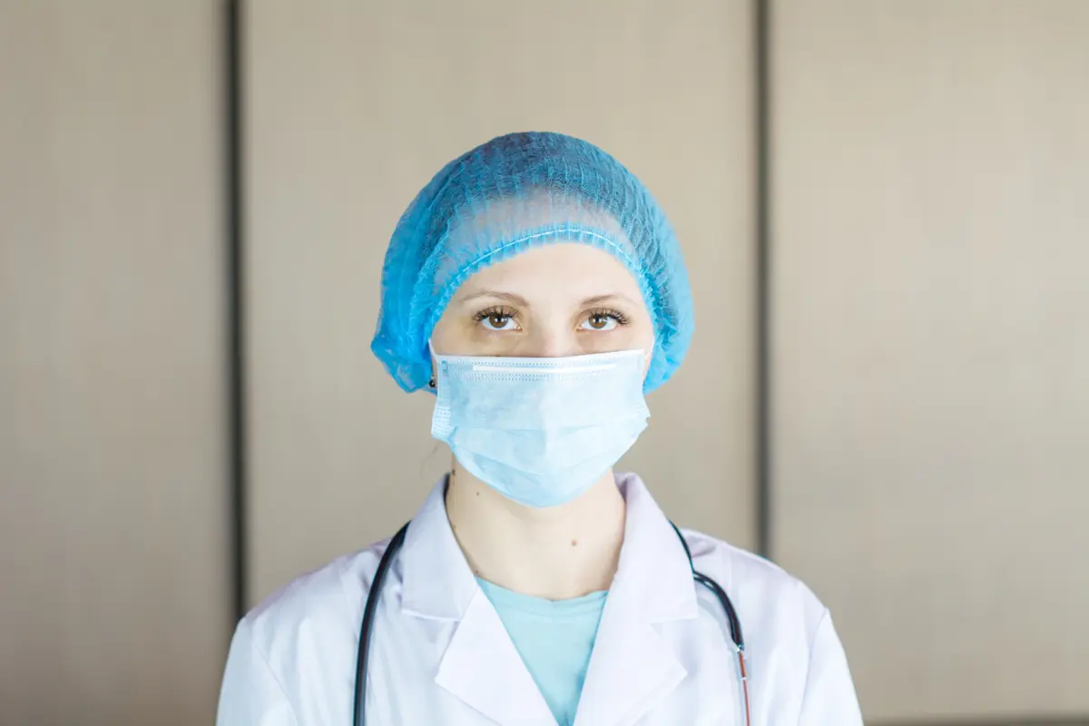 Ilustrasi dokter perempuan/dok. Unsplash Bermix