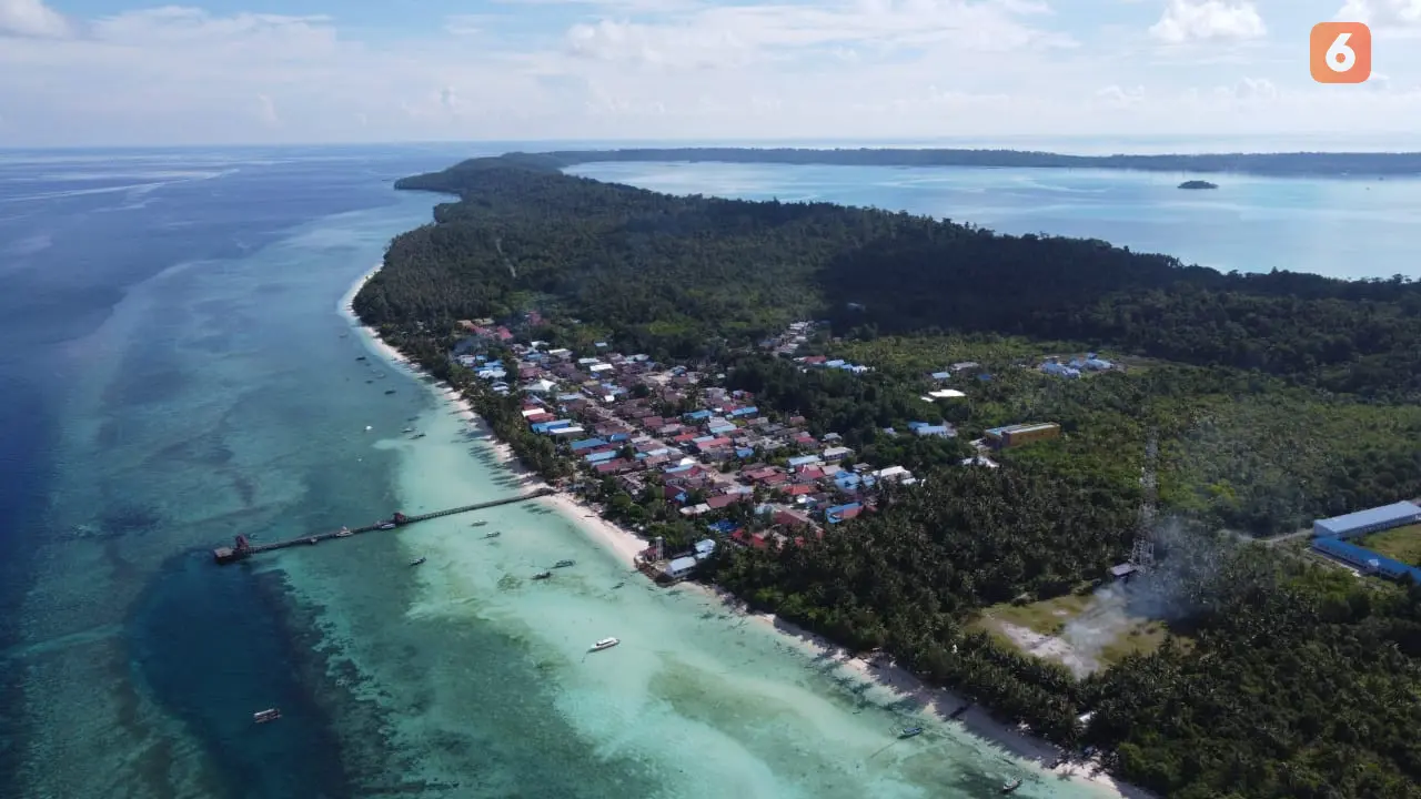 Keindahan Pulau Maratua
