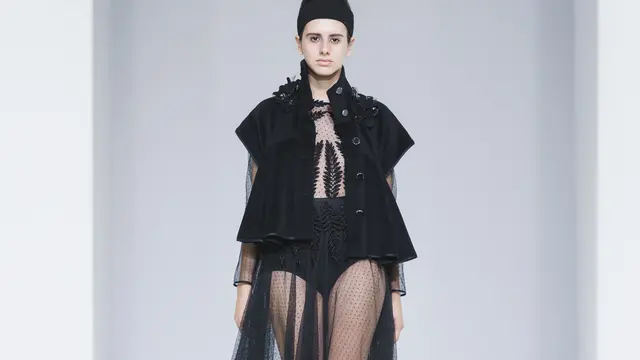 Collecion One, Koleksi Busana Pertama dari Heaven Tanudiredja