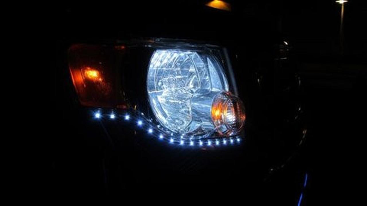 Rangkaian lampu HID