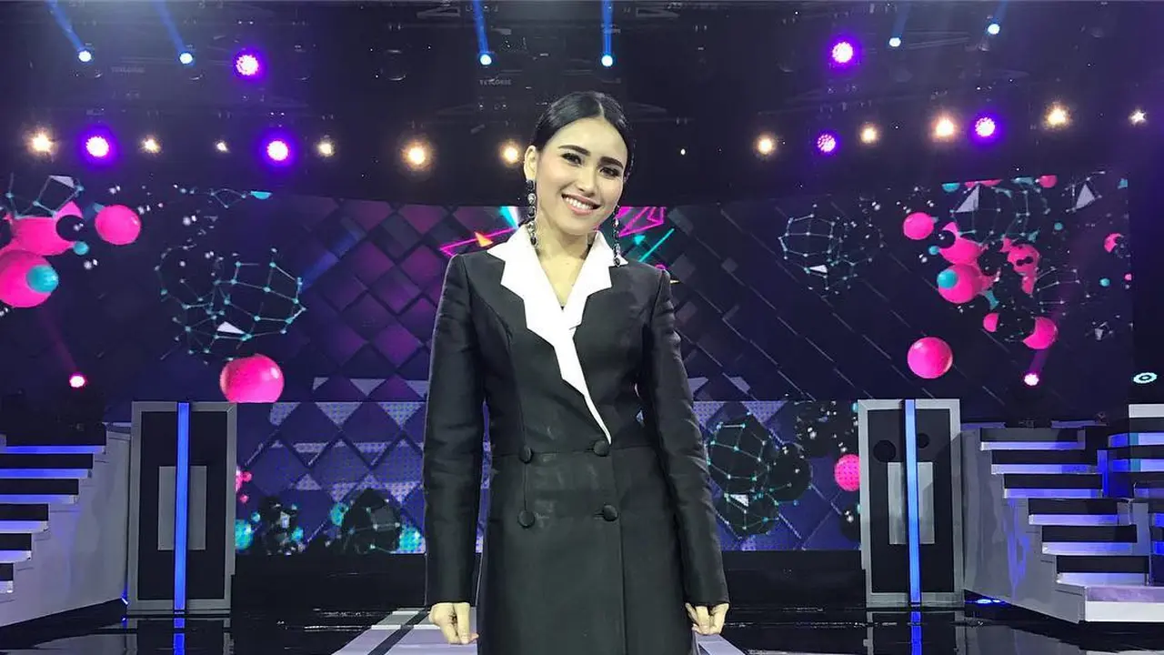 [Bintang] Ayu Ting Ting