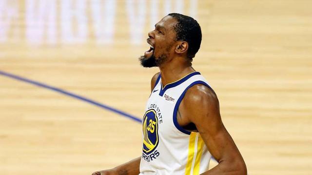 Hajar Clippers, Warriors Lolos ke Semifinal Wilayah Barat NBA