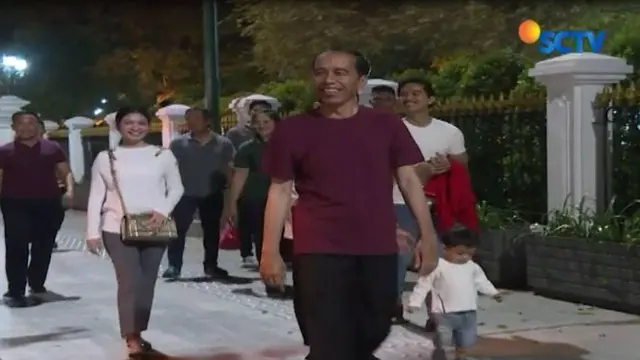 Kedatangan Jokowi membuat warga dan wisatawan domestik mendadak riuh di Jalan Malioboro, Yogyakarta.