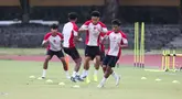 Pemain Timnas Indonesia melakukan latihan resmi jelang laga terakhir Grup B Piala AFF 2024 melawan Filipina di Stadion Sriwedari, Solo, Jawa Tengah, Jumat (20/12/2024). (librosfullgratis.com/Abdul Aziz)
