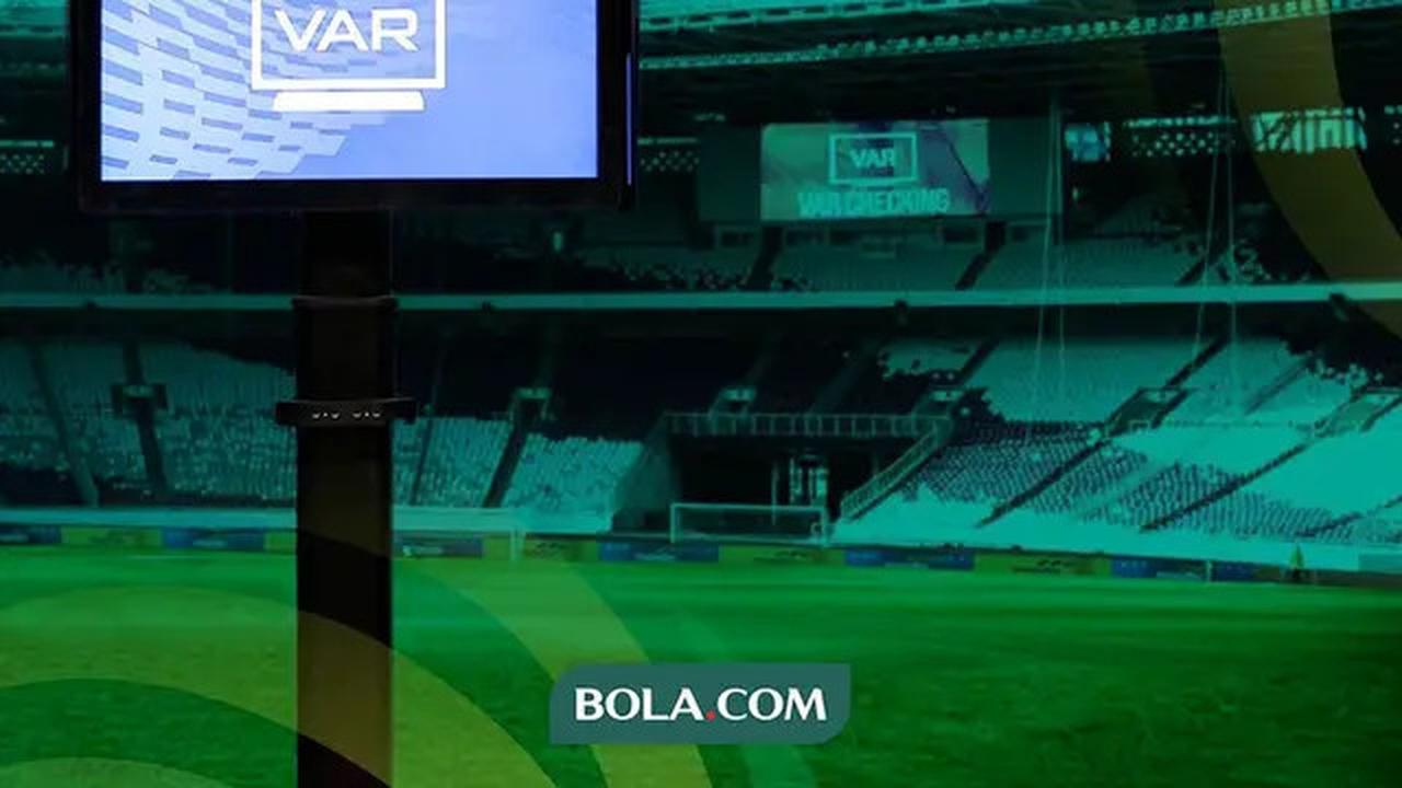 Terobosan Baru, Wasit Bundesliga Akan Umumkan Keputusan VAR kepada Penonton di Stadion