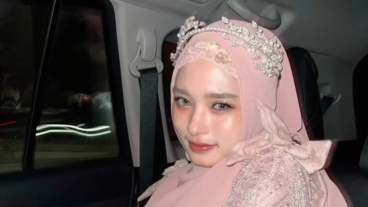 Inara Rusli pamer makeup menor untuk menghadiri acara pernikahan Ashanty, dia pun tetap dipuji cantik oleh netizen