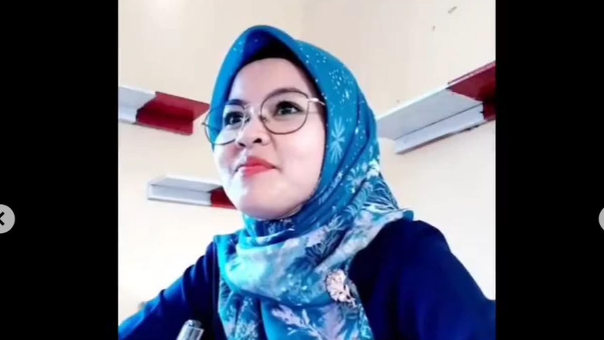 Viral Video Guru Presensi Murid dengan Cara Tak Biasa, Harus Jawab dengan  Quote - Health Liputan6.com