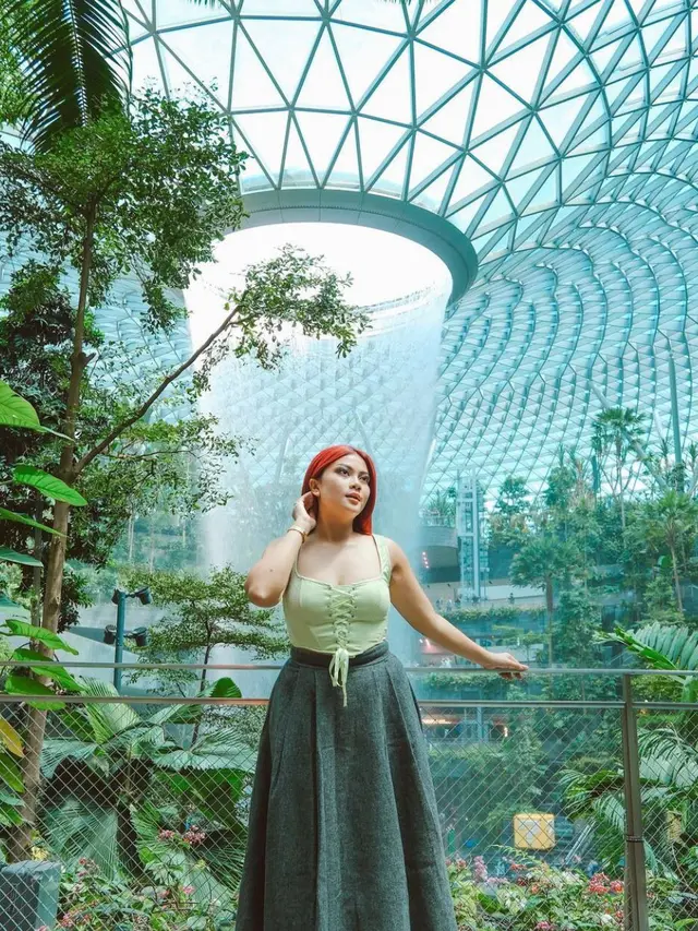 Potret Hanum Mega (Instagram/@real.hanummegaa)