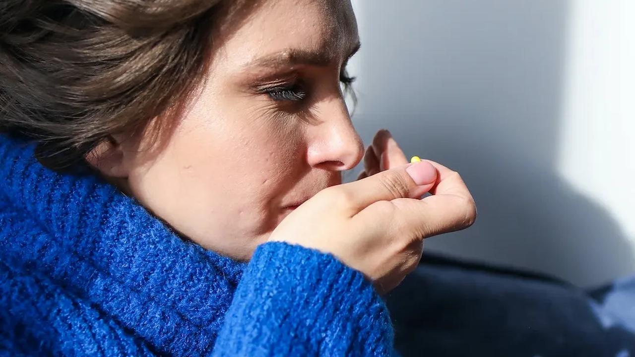 Jangan panik jika anak Anda mengalami demam, namun selalu konsultasikan dengan dokter jika demam berlangsung lebih dari satu minggu atau jika Anda memiliki kekhawatiran khusus mengenai demam anak Anda.