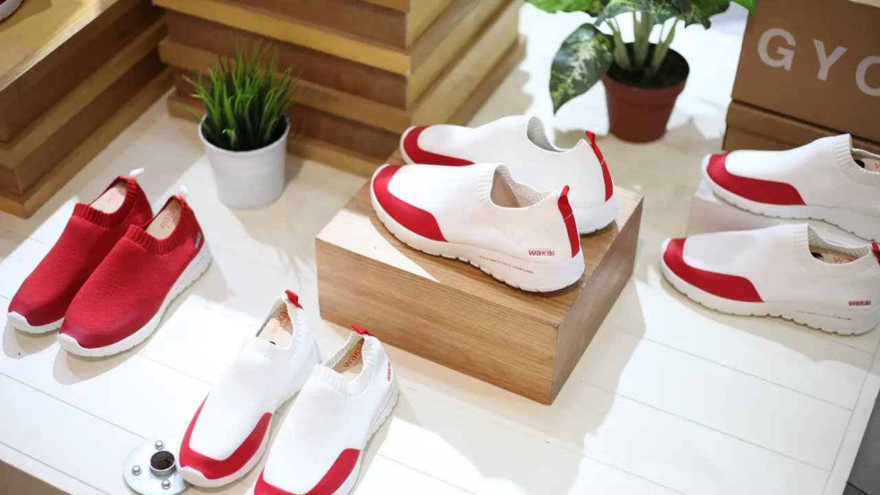 [Bintang] Sepatu