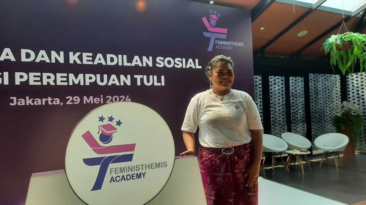 Belajar Bahasa Isyarat yang Tepat Harus Langsung dari Orang Tuli