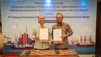 PT Pertamina Patra Niaga berkolaborasi dengan Sub Holding Pertamina Group yakni PT Kilang Pertamina Internasional, dalam menyalurkan produk VLSFO (Very Low Sulfur Fuel Oil) untuk konsumen kapal ocean going. Dok Pertamina