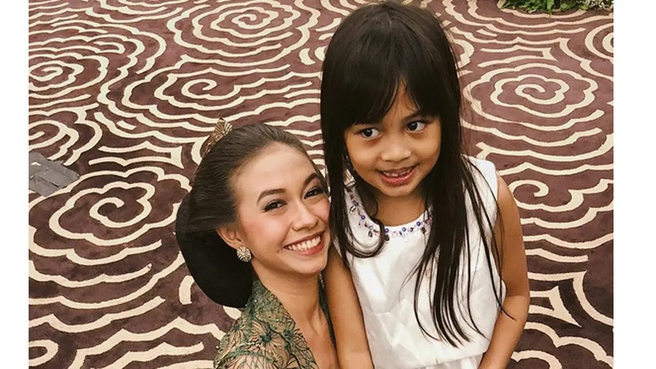 Jarang Tersorot, Ini 6 Potret Sakura Adik Bungsu Yuki Kato