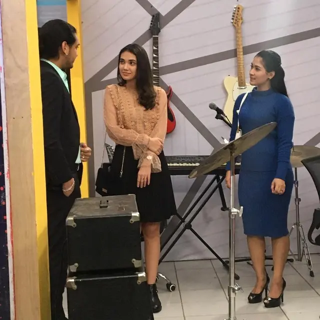 Gabung di Love Story The Series, Ini 6 Potret Haico Van der Veken di Balik Layar