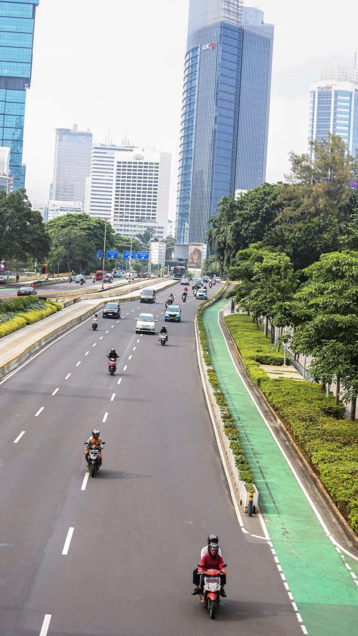 Hal ini bertepatan dengan hari cuti bersama dalam Perayaan Nyepi sehingga membuat lalu lintas di Ibu Kota tampak lengang.&nbsp;Foto: Liputan6.com / Angga Yuniar<br>