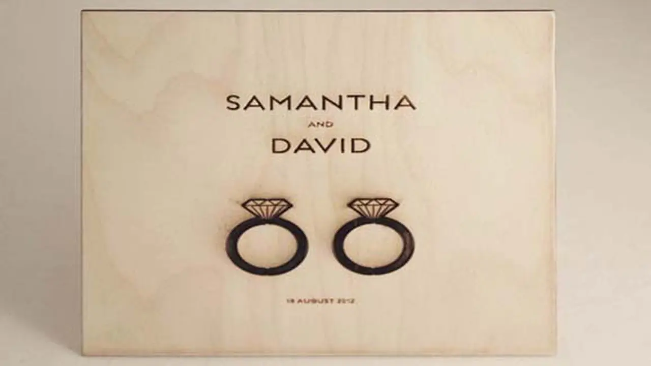 (c) classicweddinginvitation.com