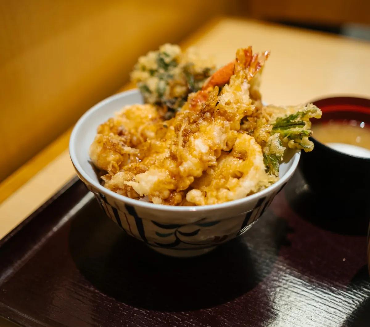 4. Resep <i>Tendon (Tempura Rice Bowl)</i>