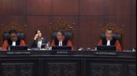 Sidang sengketa Pileg 2024 di Mahkamah Konstitusi (MK), Senin (19/4/2024). (Liputan6.com/ Muhammad Radityo Priyasmoro)