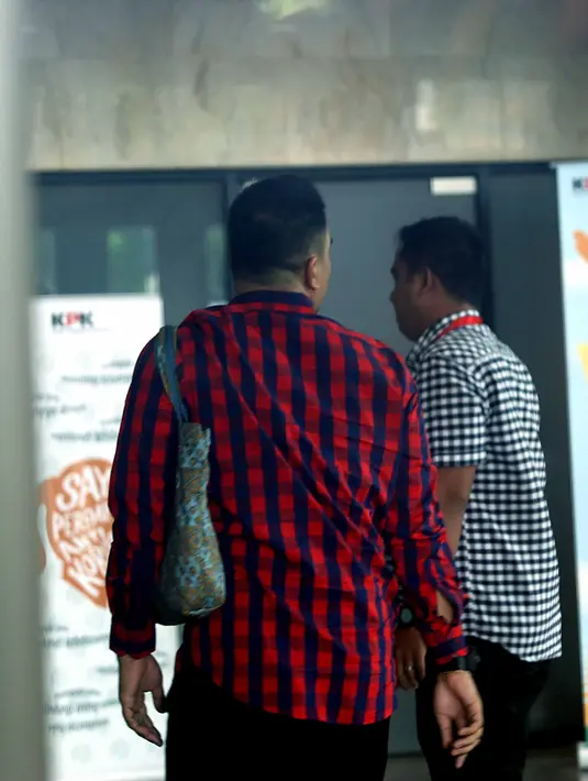 "Dalam pengembangan tindak pidana korupsi memberi hadiah atau janji dalam pengurusan perkara di PN Jakut, KPK menetapkan seorang tersangka baru yaitu SJM (Saipul Jamil)," ujar Febri Diansyah, juru bicara KPK, Rabu (21/12/2016). (Nurwahyunan/Bintang.com)