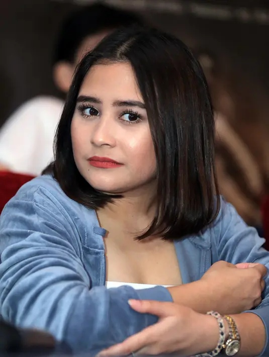 Saat perilisan trailer Danur 2 Maddah di MD Place Setiabudi, Jakarta Selatan, Selasa (6/2/2018), Prilly mengungkapkan kekesalannya, hingga ia merasa benci dengan banyaknya komentar nyinyir tersebut. (Deki Prayoga/Bintang.com)