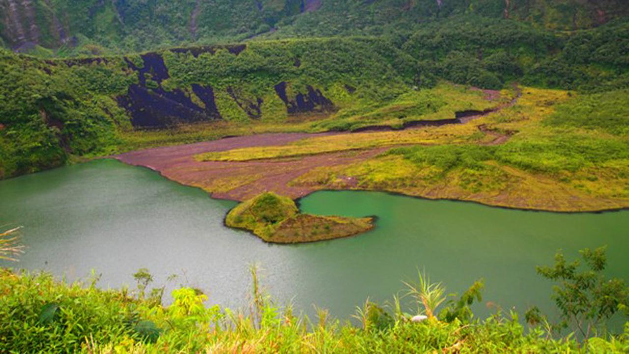 Kawah Gunung Galunggung