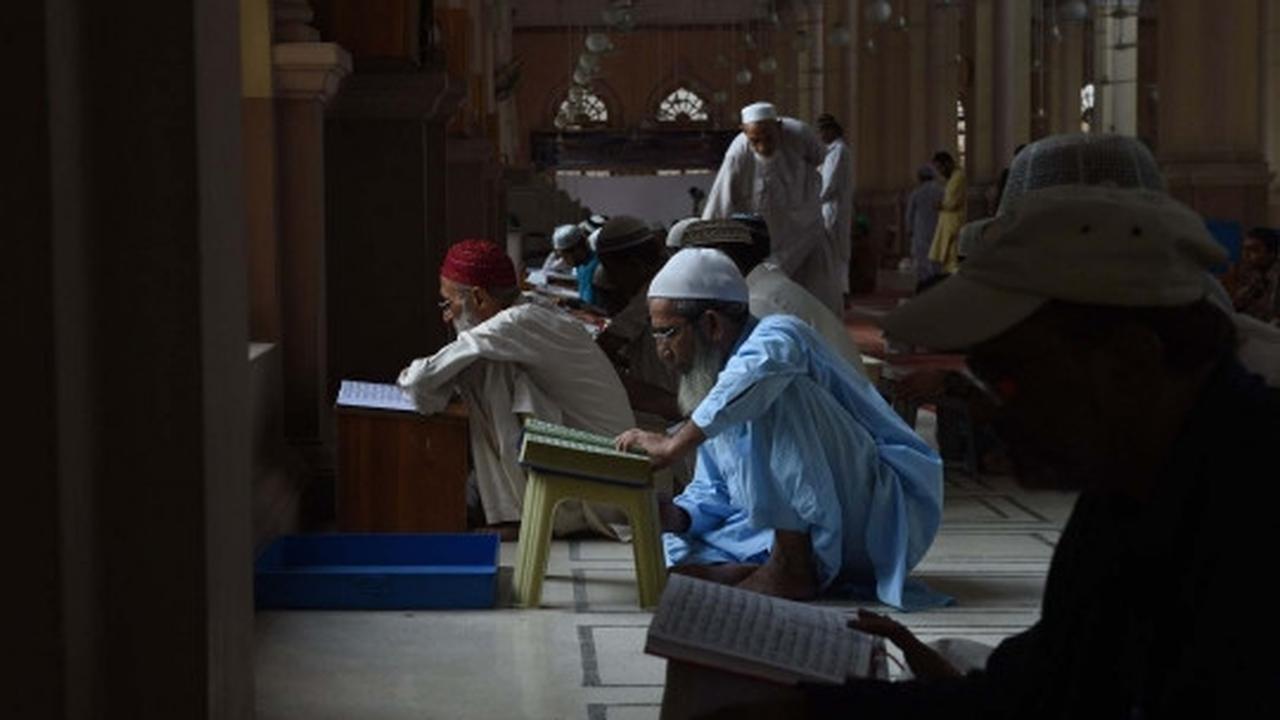Menengok kekhusyukan muslim Pakistan jalani Iktikaf
