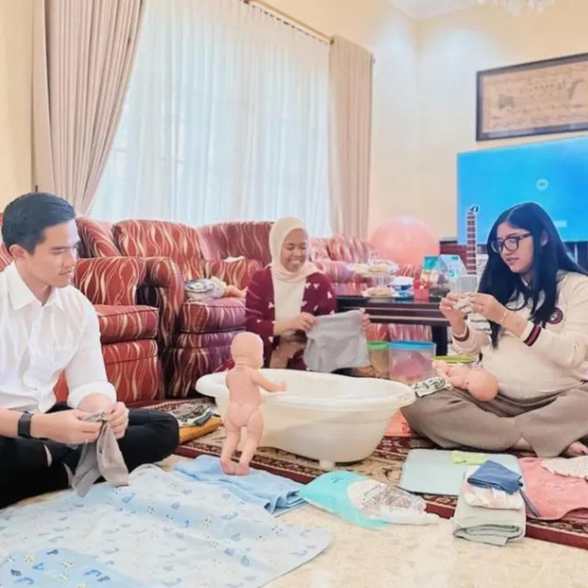 Foto Bebingah Anak Kaesang Pangarep dan Erina Gudono Jalani Pemotretan Bertema Alpukat