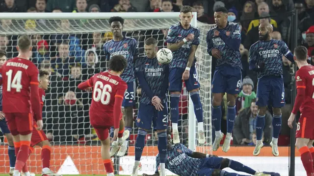 Foto: Main Tanpa Salah, Liverpool Minim Kreatifitas dan Gagal Taklukkan 10 Pemain Arsenal di Leg Pertama Semifinal Carabao Cup