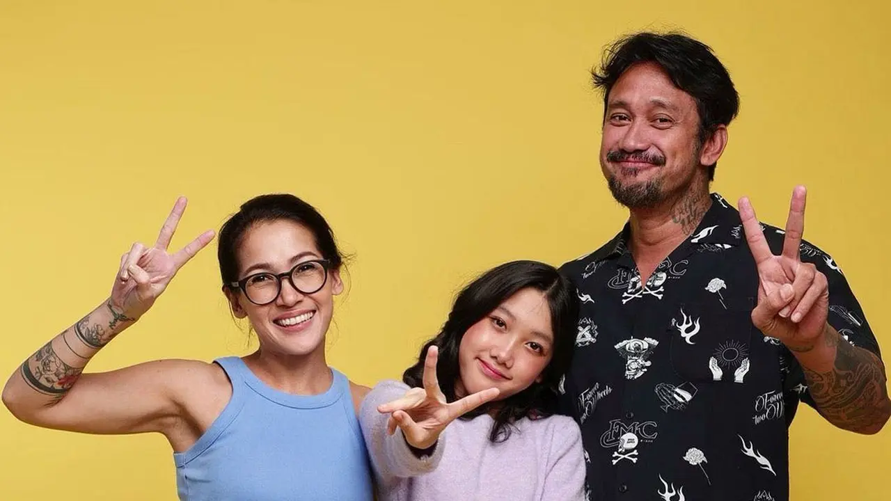 Tora Sudiro bersama Jenaka Mahila dan Mieke Amalia (Foto: Instagram t_orasudi_ro)