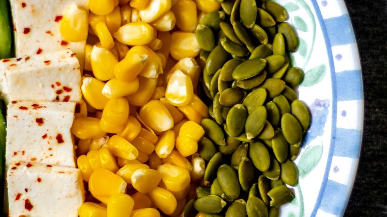 <b>Salad dengan Campuran Kacang-Kacangan</b><br>