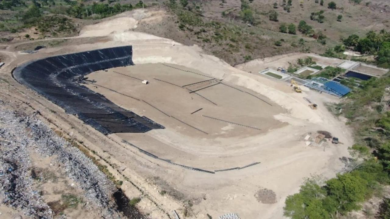 Pembangunan infrastruktur Kawasan Strategis Pariwisata Nasional (KSPN)/Destinasti Pariwisata Super Prioritas (DPSP) Mandalika Lombok di Provinsi Nusa Tenggara Barat (NTB)