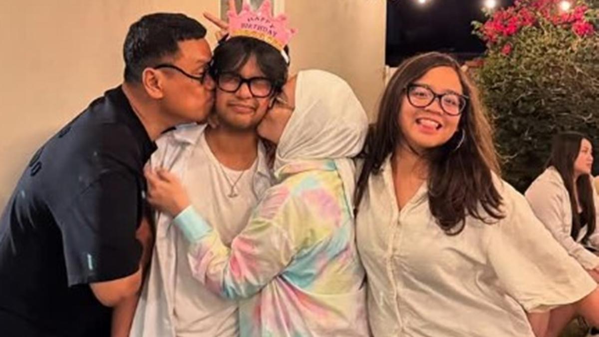 Momen Haru Ulang Tahun ke-20 Nino Kuya di Amerika Serikat: Keluarga Kecil Penuh Cinta!