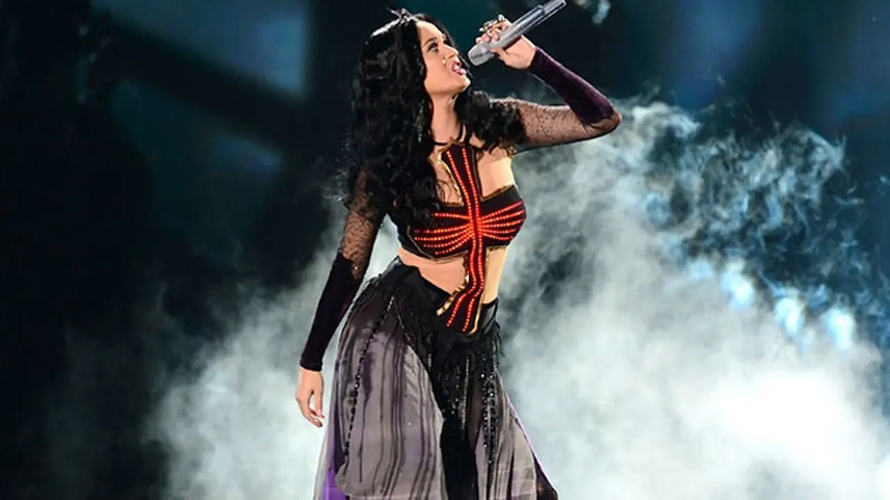 dark-horse-140128c.jpg