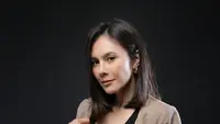 6 Pose Wulan Guritno dengan Rambut Pendek, Balik ke Era Debut Sinetron Pondok Indah Tahun 1995