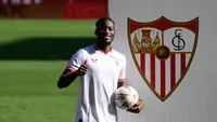 Arsenal Pantau 2 Pemain Sevilla